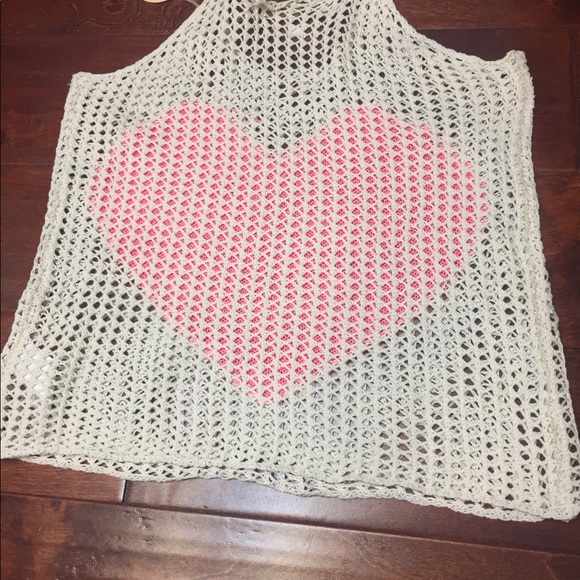 Top - Picture 2 of 2